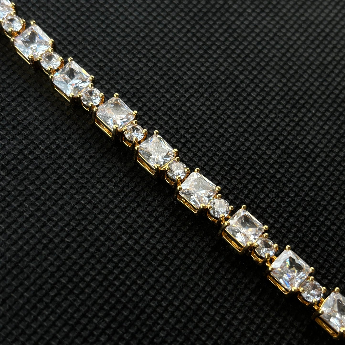 Square Crystal Bracelet (Gold)