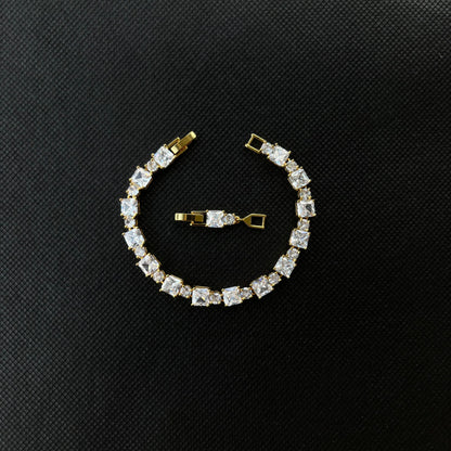 Square Crystal Bracelet (Gold)