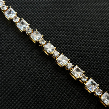 Square Crystal Bracelet (Gold)